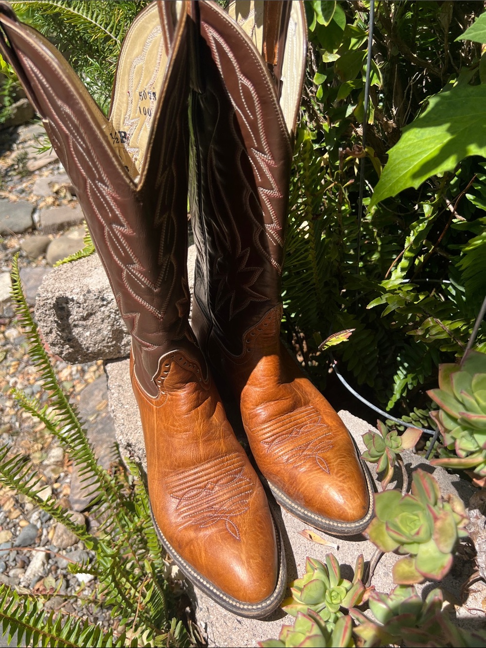 Vintage! Hondo men’s Tan & Dark Brown Western Cowboy Boots full grain leather - Picture 7 of 14